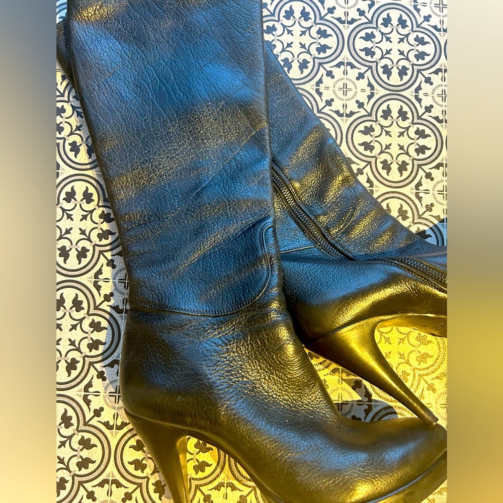 Rocco P black leather high heeled boot